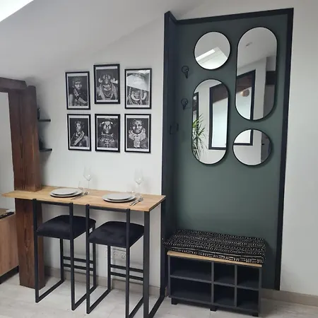 Mini Loft Atypique Proche Paris 13 Apartment